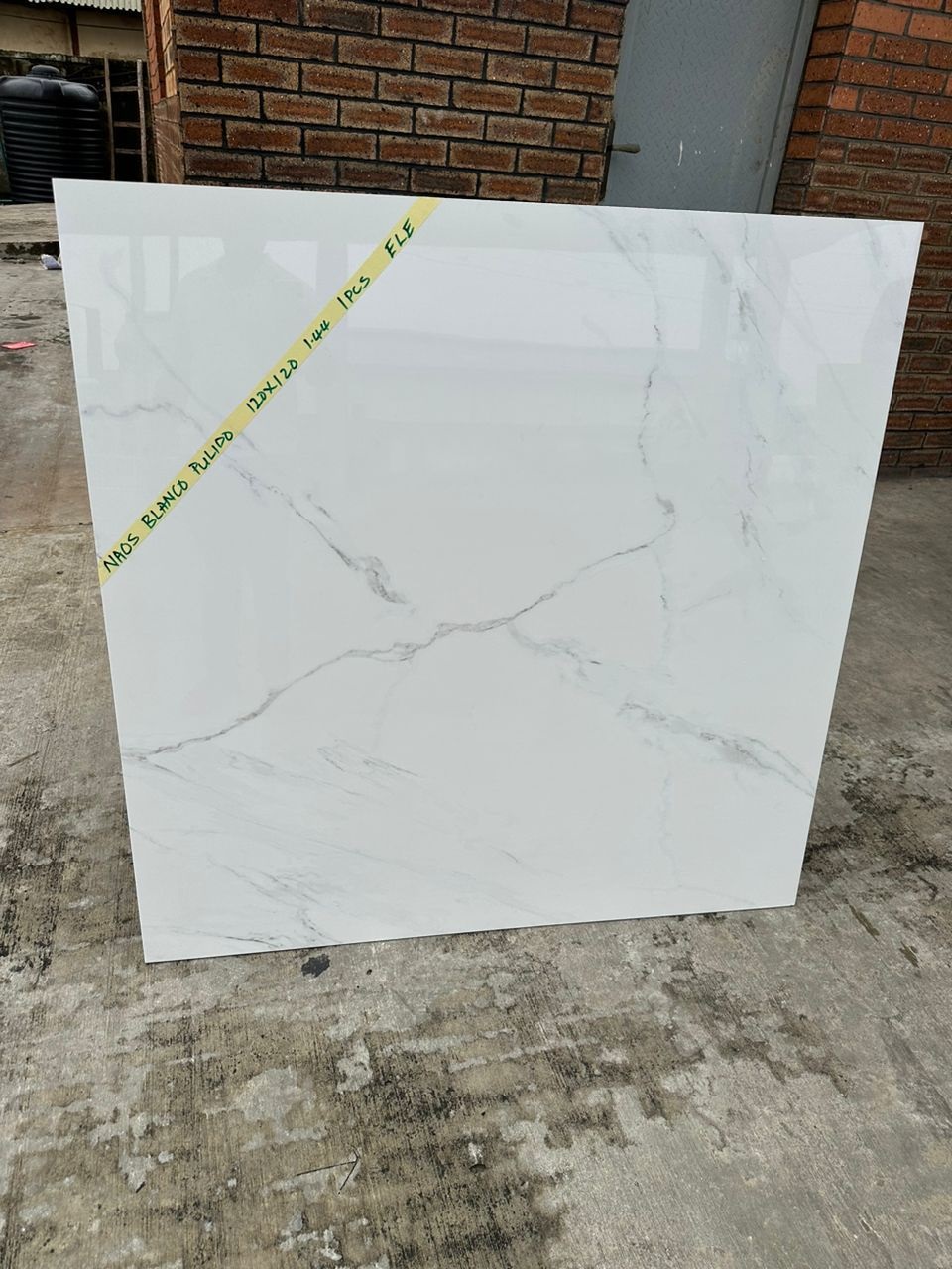 120×120 Glazed Spanish Tile 38K1