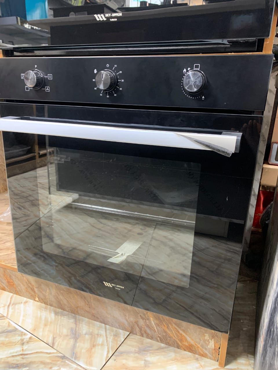 Dual Built-in Electric & Gas Oven